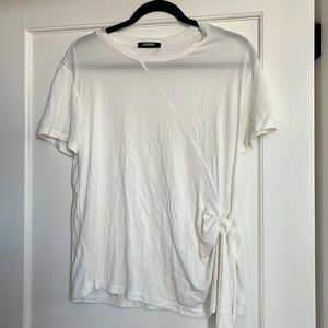 Tie front t shirt - size S